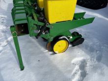 John Deere 7200