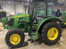 John Deere 5067E