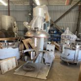 Small Scale Paint Batch Disperser