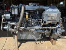 YAMAHA MARINE ENGINE