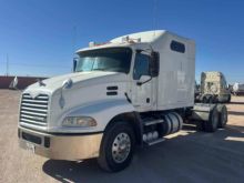 2018 MACK CXU (PINNACLE)