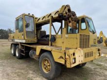 Used Gradall Excavators for sale. Gradall equipment & more | Machinio
