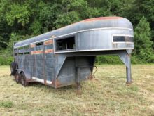 gooseneck livestock trailers used machinio trailer