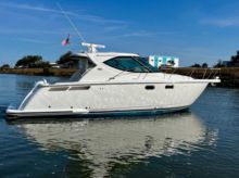 2011 Tiara Yachts Sovran
