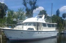 1982 Hatteras 61'