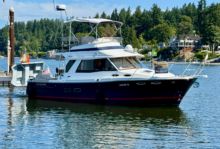 2015 Cutwater 30 Command Bridge