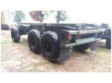 2008 OSHKOSH STEERABLE TRI AXLE