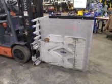 2023 CASCADE 18J-CCS