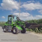 Manufacturer Mini Loader 4WD Tractor