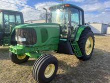 2005 John Deere 7320