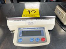 AND digital bench scale