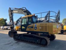 2022 John Deere E260-II