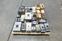 PALLET OF ASSORTED CIRCUIT BREAKERS