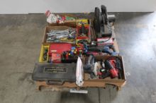 PALLET OF ASSORTED TOOLS AND