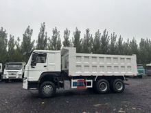 ハウホウ371 ダンプトラック