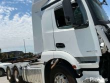 2018年式メルセデス・ベンツ・アクトロス