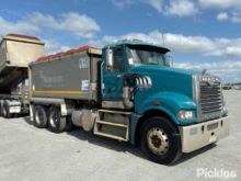 2016 Mack CMHR 三叉戟