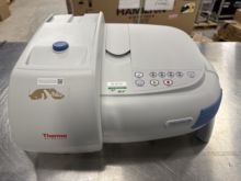 Thermo Fisher Scientific Evolution 220