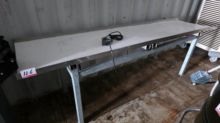 VIBRATING TABLE 2' X 8'