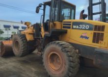 小松 WA320-5