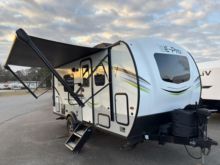 2022 FOREST RIVER FLAGSTAFF E-PRO