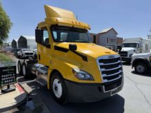 New & Used Frht Trucks for sale. Freightliner equipment & more | Machinio