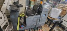 ICE RS26 Auto Floor Scrubber