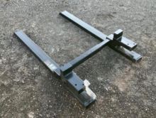 Wolverine Adjustable Clip-On Pallet Fork