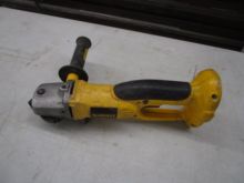 Amoladora angular DeWalt 18v