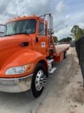 2017 PETERBILT 337