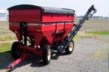 2025 Unverferth Box-Mounted Conveyor
